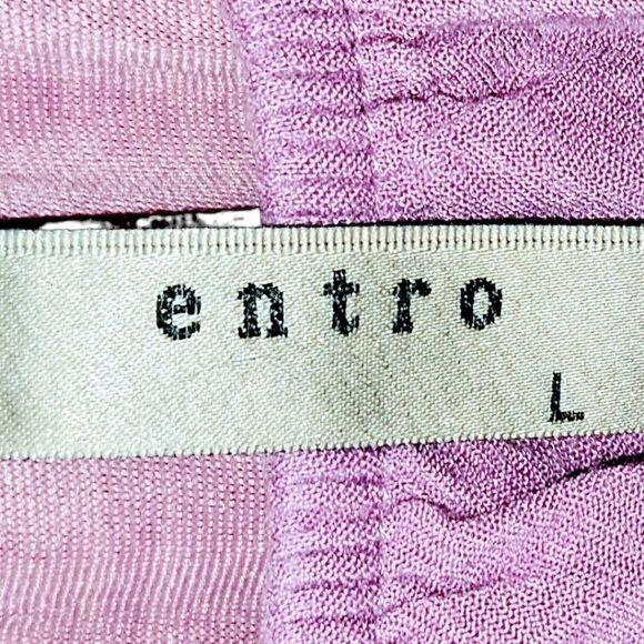 LIKE NEW ENTRO Women's Lilac Color Lace Bell Sleeve Top - Picture 3 of 14